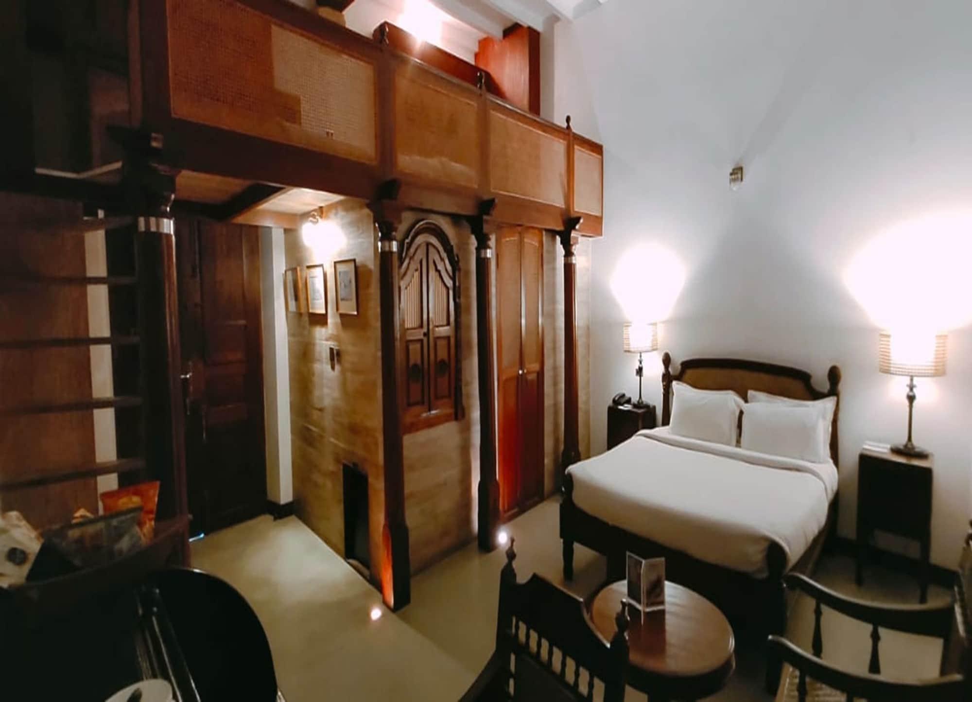 Hotel Le Dupleix Puducherry Exterior foto