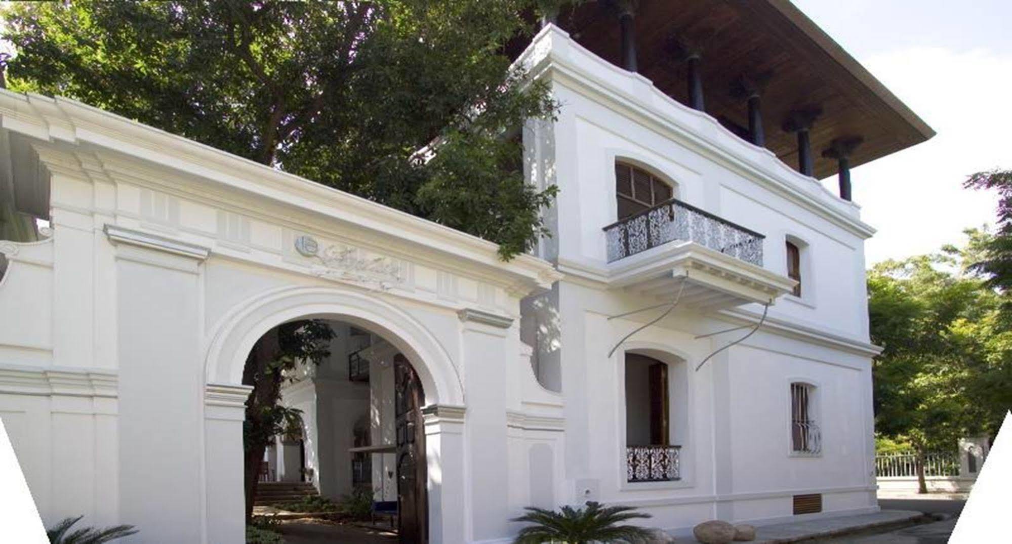 Hotel Le Dupleix Puducherry Exterior foto